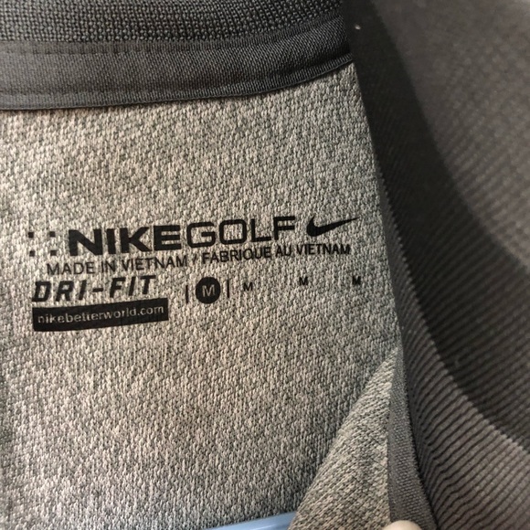 Nike Golf 1/2 Zip Top Gray Black Women's Medium - Picture 6 of 6